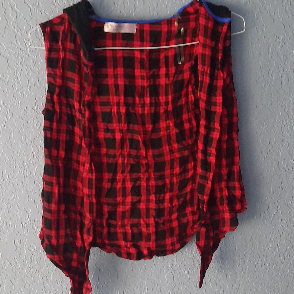 Sleeveless Plaid Jacket with Hood